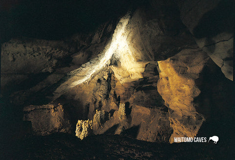 SWC940 - Waitomo Caves Wedding Scene - Small Postcard