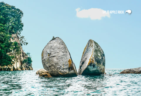 SNE724 - Split Apple Rock, Tasman Bay, Nelson - Small Postc - Postcards NZ Ltd