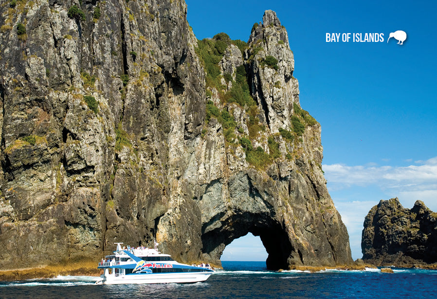 SBI179 - Hole In Rock - Small Postcard
