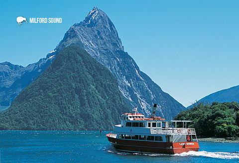 MFI158 - Lake Manapouri With Cathedral Peaks - Magnet