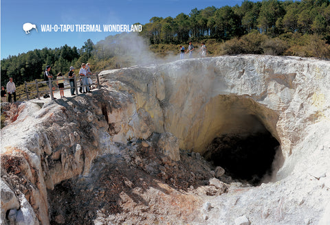 SRO869 - Wai O Tapu Devils Bath - Small Postcard