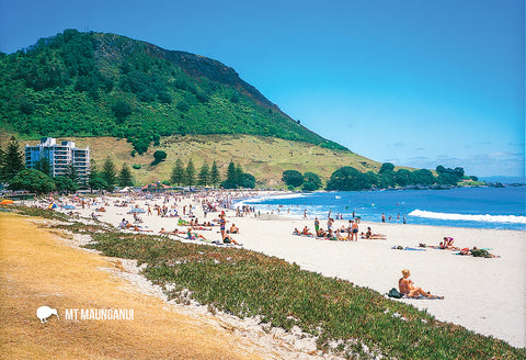 SBP192 - Mt Maunganui - Main Beach Summer Scene - Small Pos - Postcards NZ Ltd
