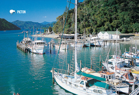 SMB644 - Picton Harbour - Small Postcard - Postcards NZ Ltd