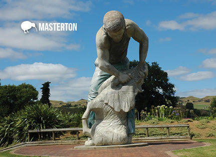 MWG257 - Masterton - Shears Statue - Magnet - Postcards NZ Ltd